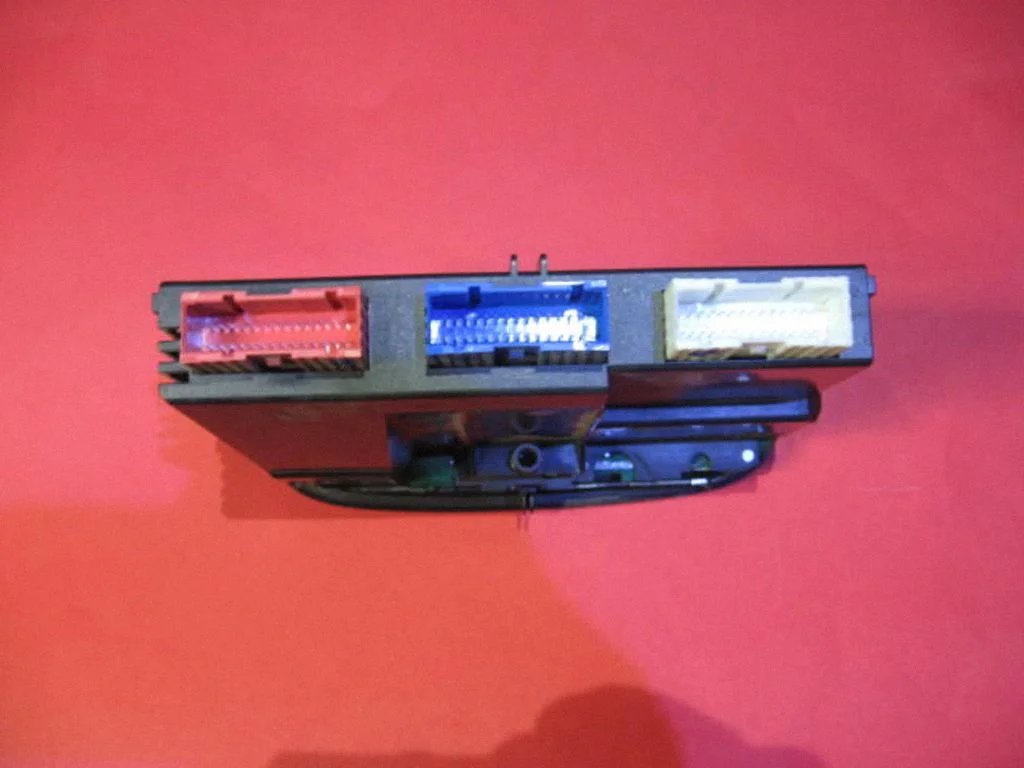 Panel sterowania klimatyzacją / nawiewem – Seat Alhambra (Mk1) (1996-2010)