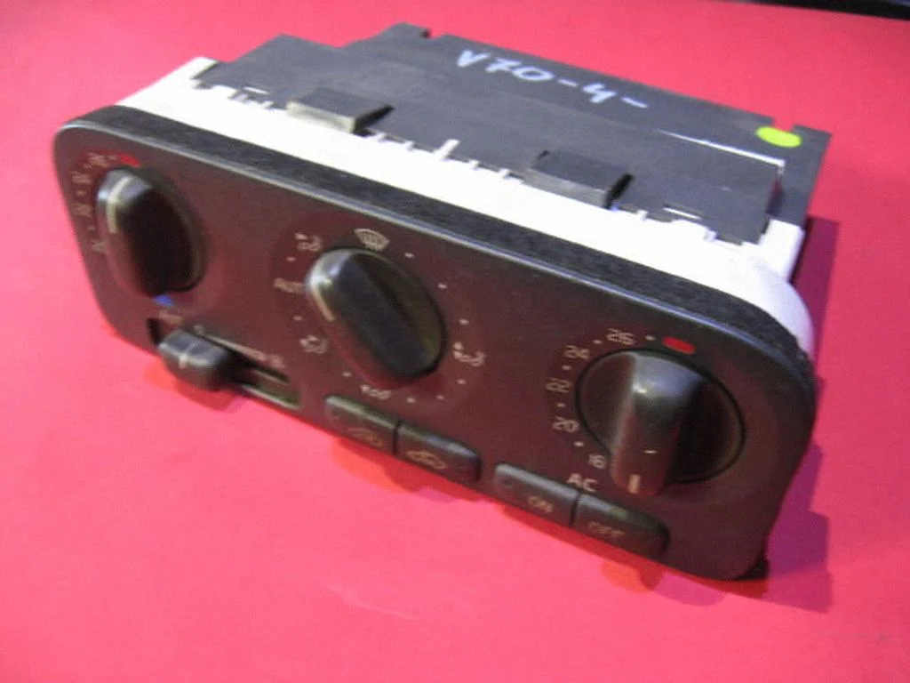 Climate control unit 9171594