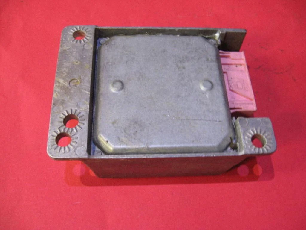 Turvapatjade juhtplokk 90491004KJ