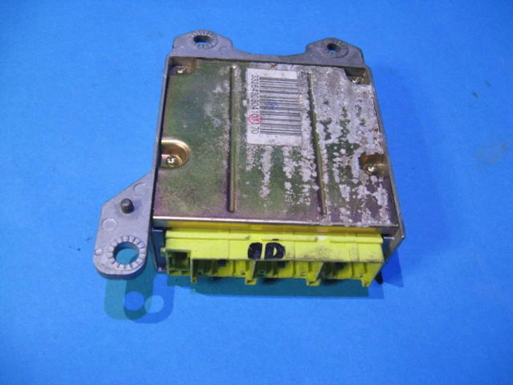 Drošības spilvenu vadības bloks 3326450
