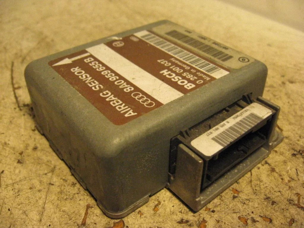 Drošības spilvenu vadības bloks BOSCH0285001085