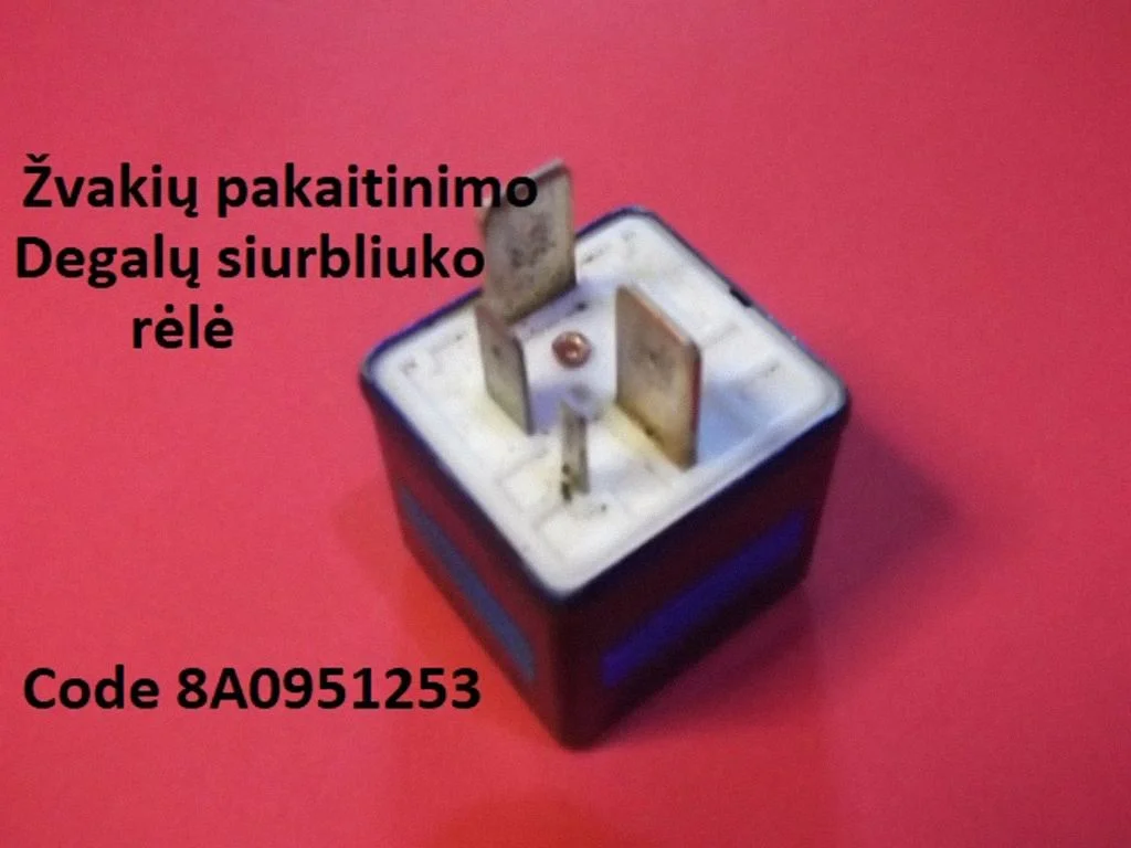 Eelsüüteküünalde relee 8A0951253