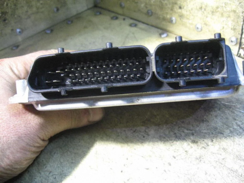 Sterownik silnika 8D0907558S