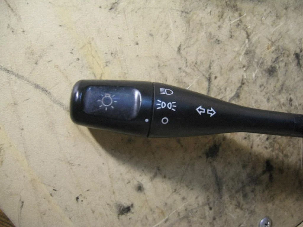 Sviru komplekts K70283Y