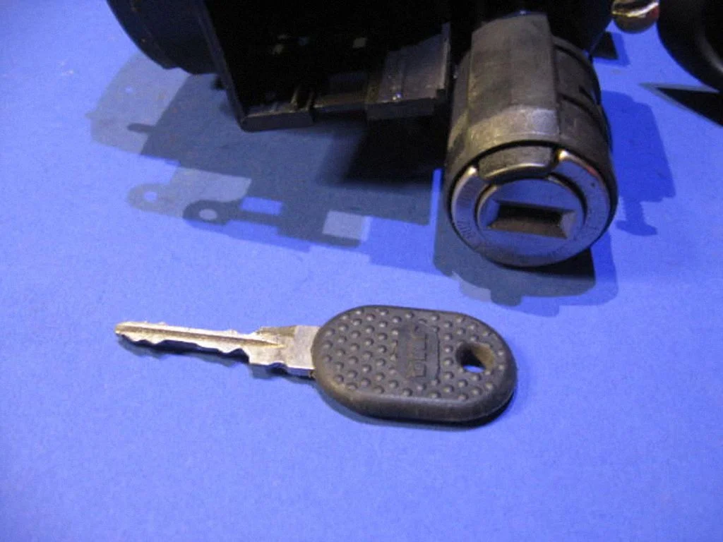 Süütelukk 7601589
