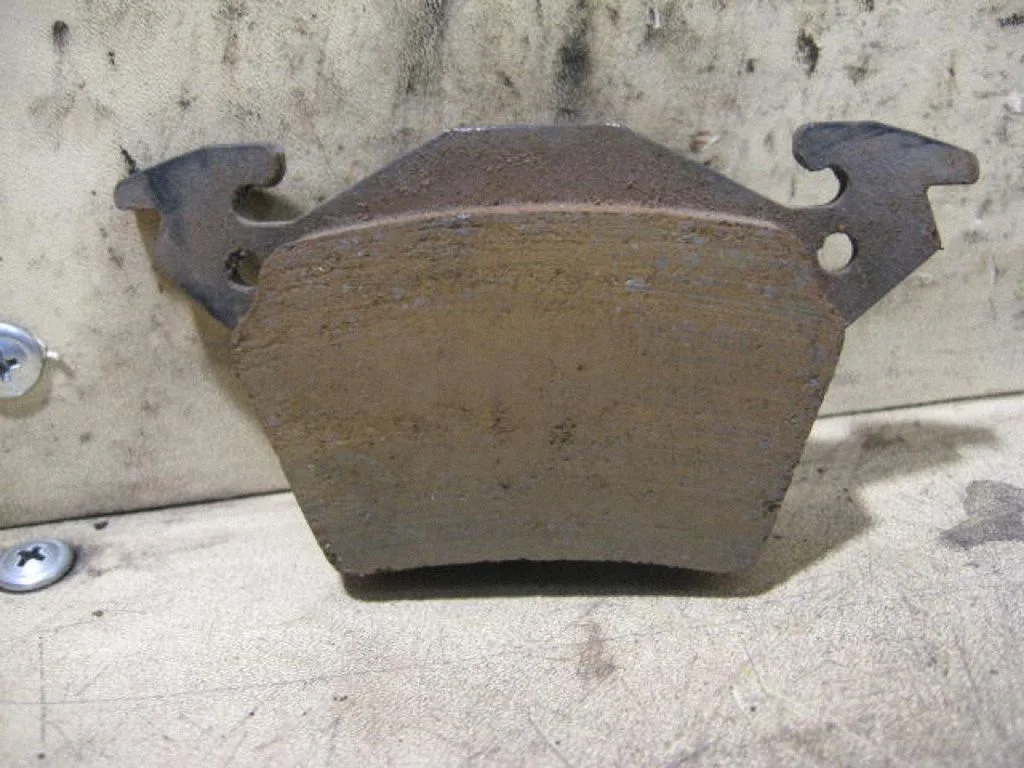 Piduriklotsid (tagumised)