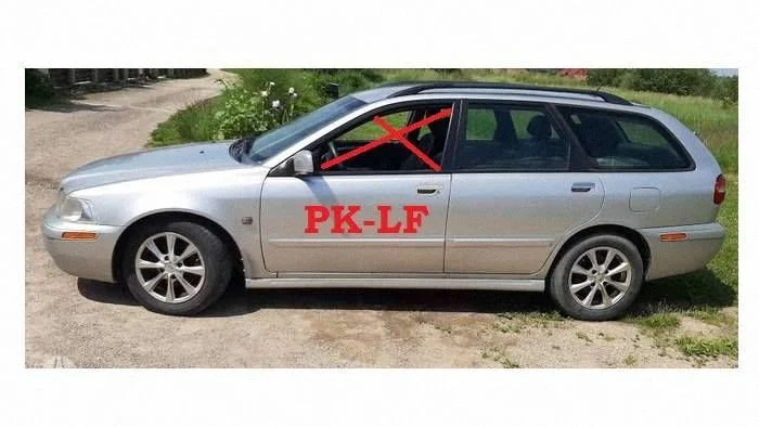 Pagrindinis priekinių durų stiklas (keturdurio)