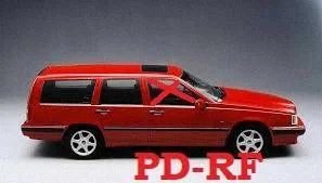 Pagrindinis priekinių durų stiklas (keturdurio)