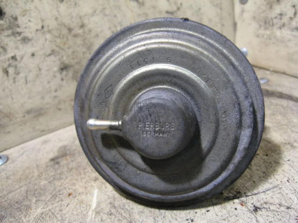 EGR valve PIERB7700675487D