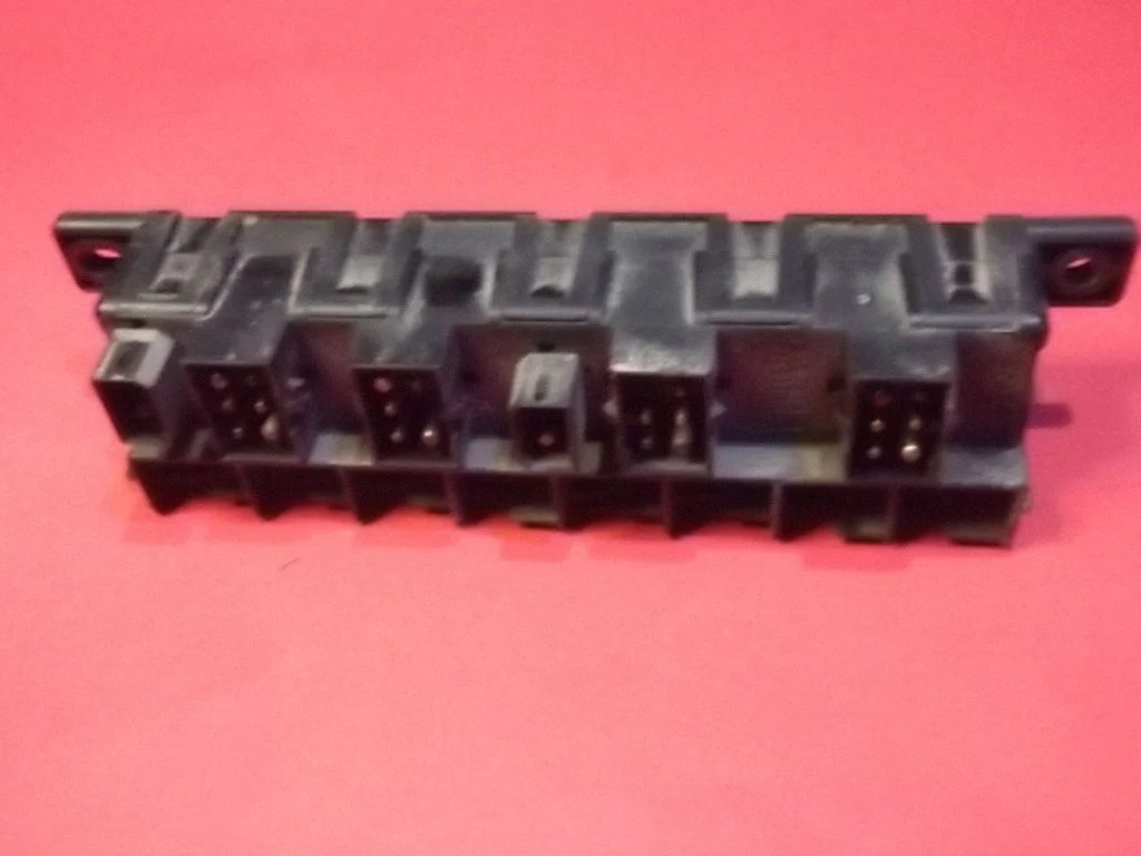 Fuse module – Volkswagen Passat CC (2008-2016)