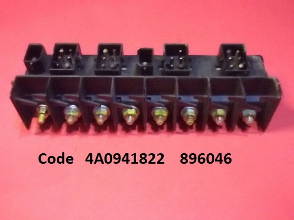 Fuse module – Volkswagen Bora (1998-2005)