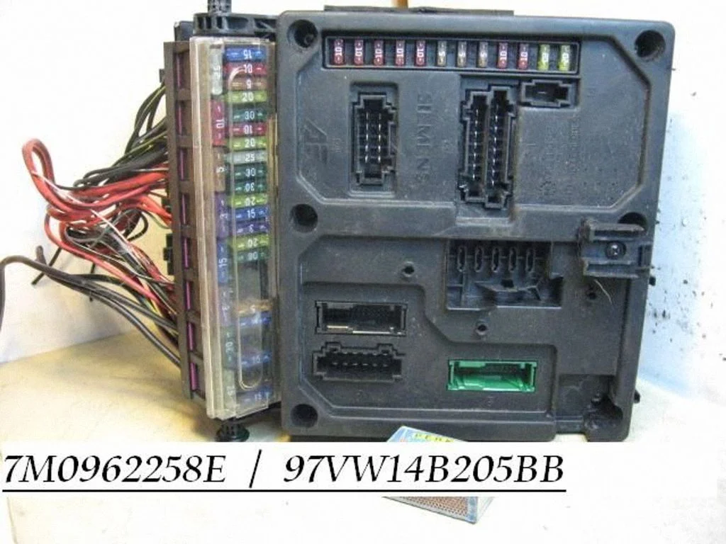 Moduł bezpieczników 97VW14B205BB