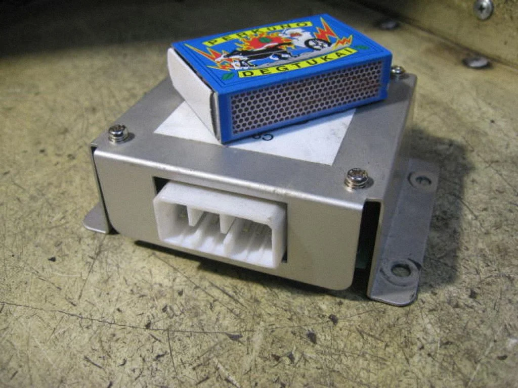 Comfort/convenience module C9VIA97FX18A810AA
