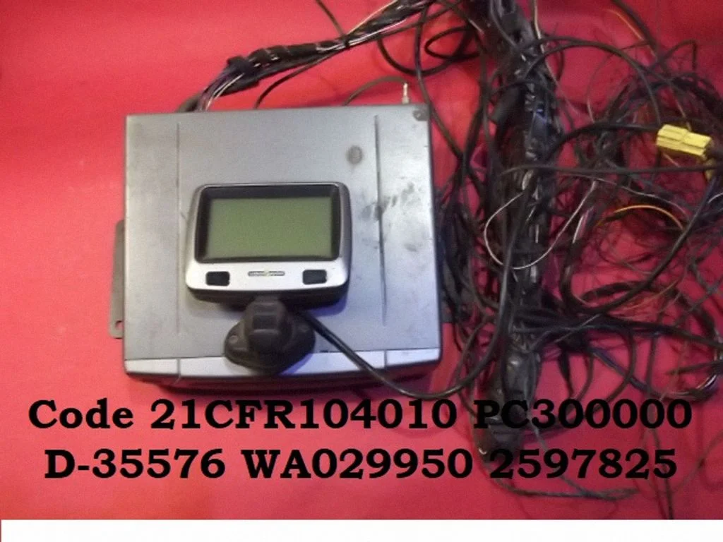 Radio/CD/DVD/GPS head unit 21CFR104010