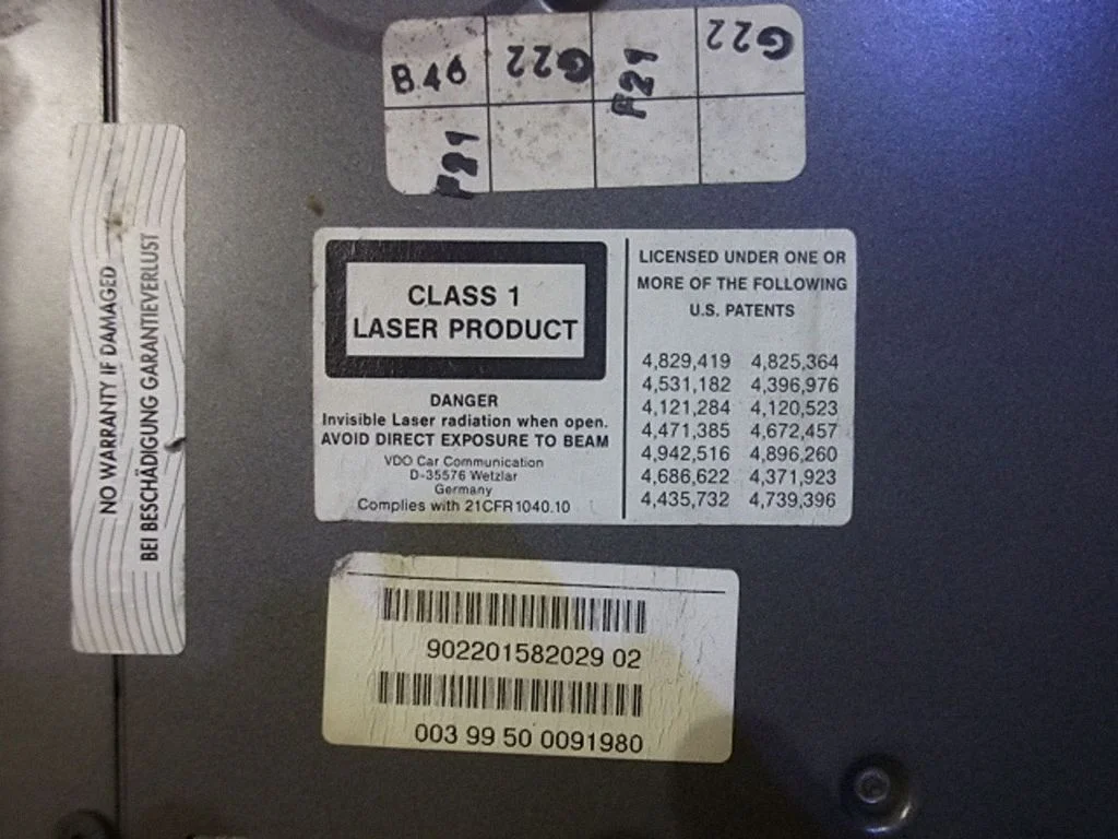 Radio, odtwarzacz CD/DVD, nawigacja 21CFR104010