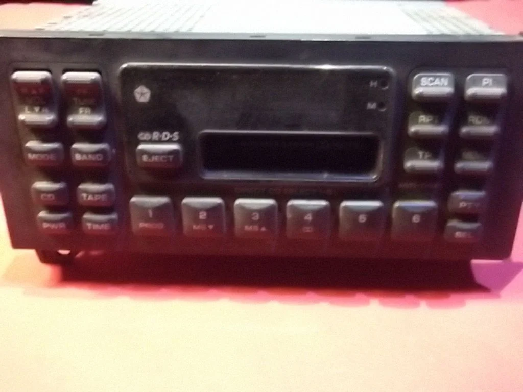 Radija/ CD/DVD grotuvas/ navigacija