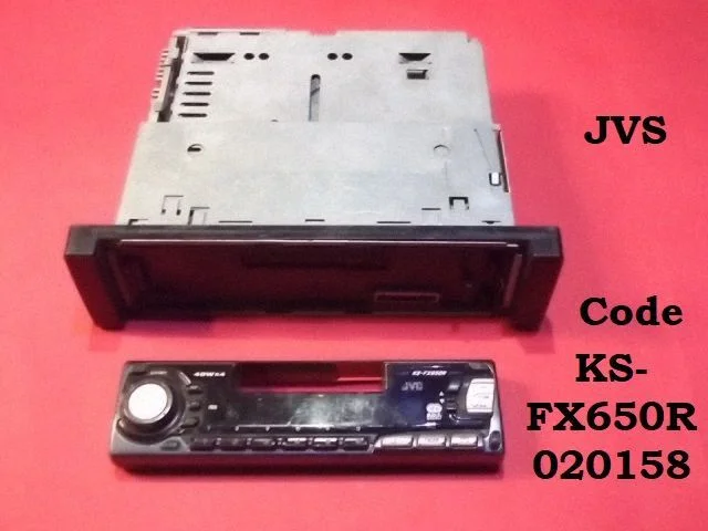 Radio/CD/DVD atskaņotājs/navigācija KSFX650R