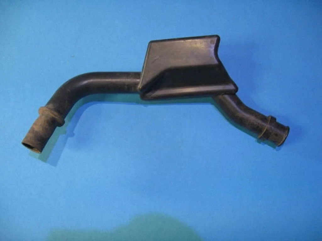 Kartera ventilācija/caurulīte(-s)/šļūtene(-s) 90571671