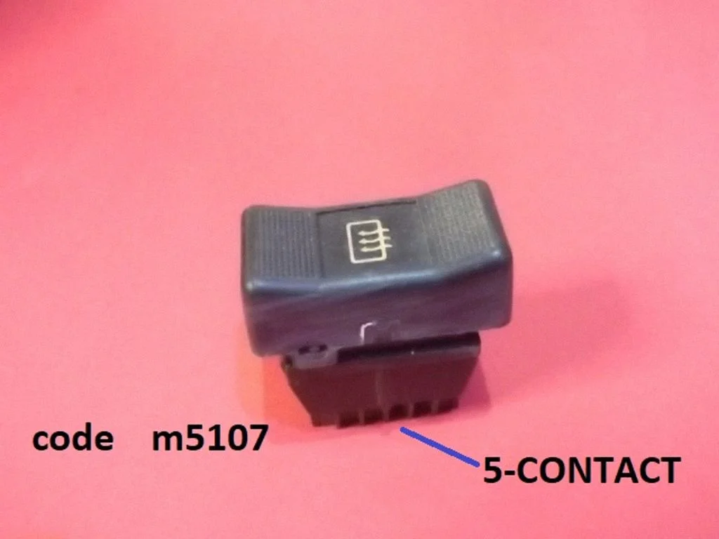 Stikla apsildes slēdzis M5107
