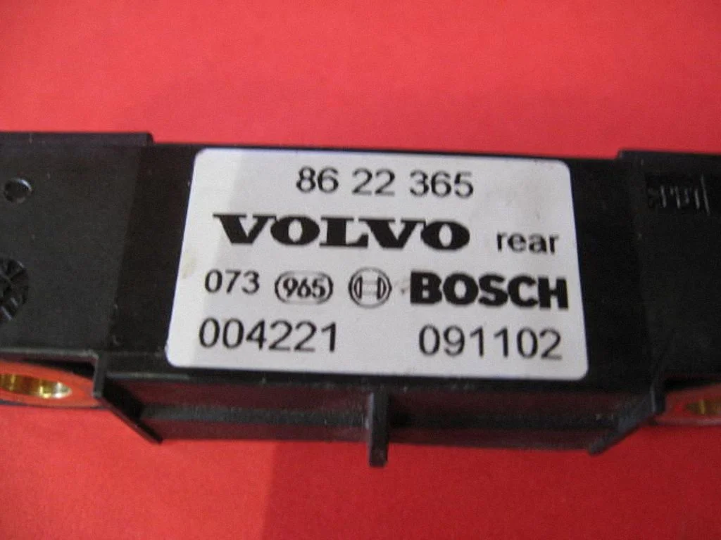 Airbag deployment crash/impact sensor 8622365