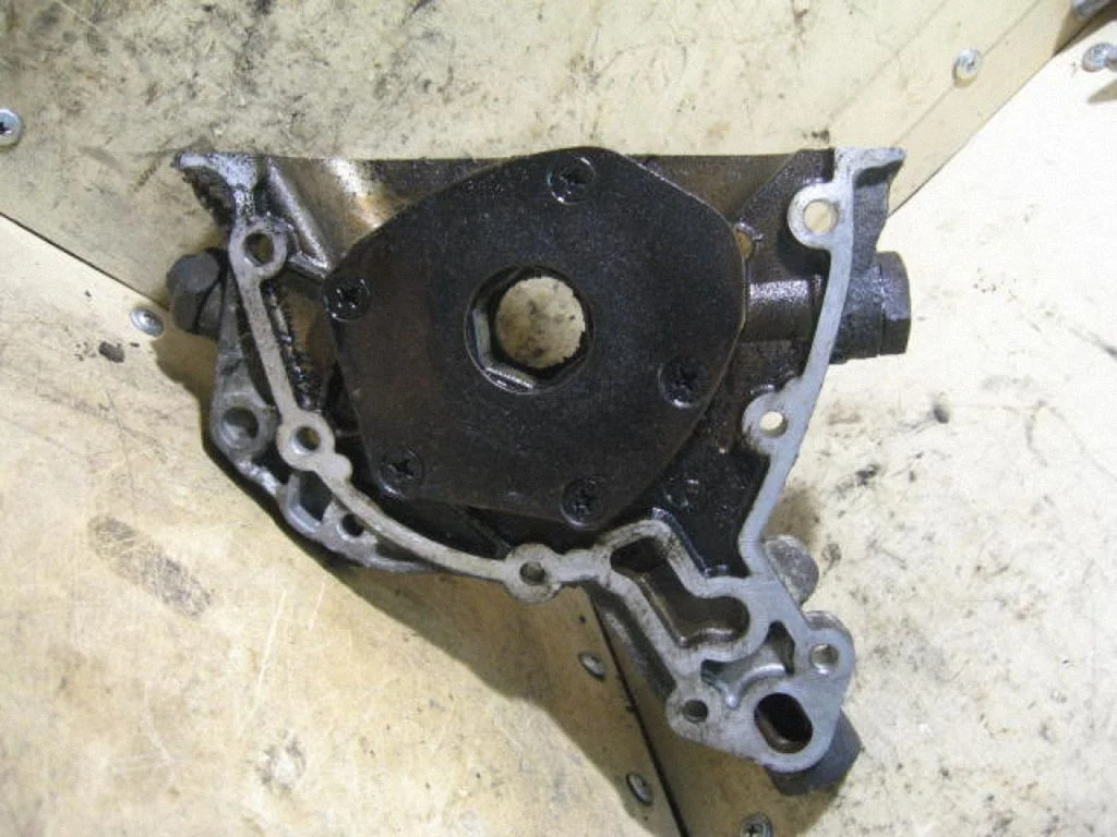 Pompa oleju 90400091GM8122