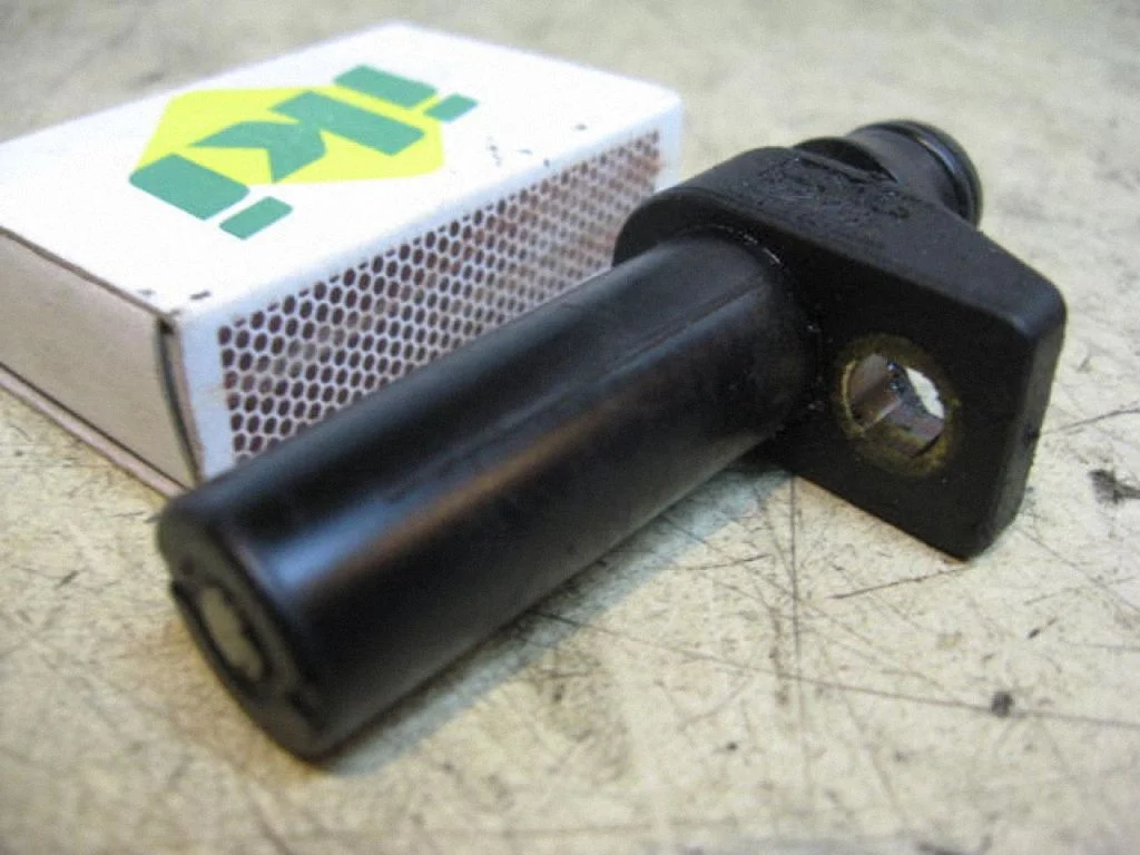 Crankshaft position sensor 7228