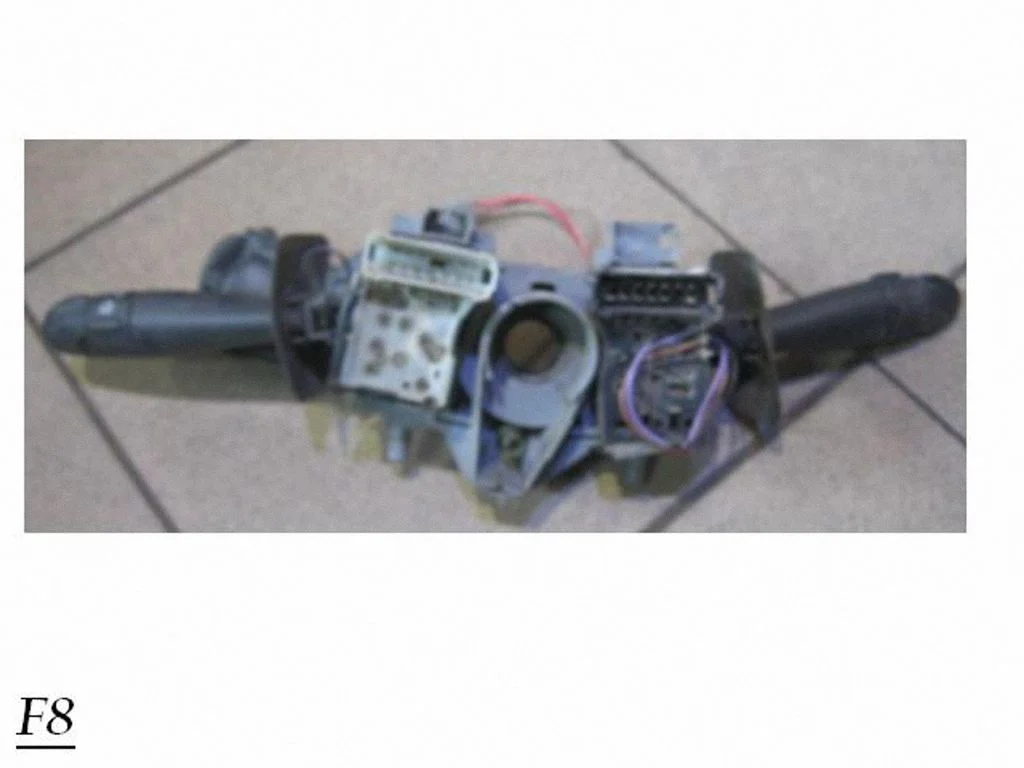 Pagriezienu/gaismu svira – Renault Scenic I (1996-2003)