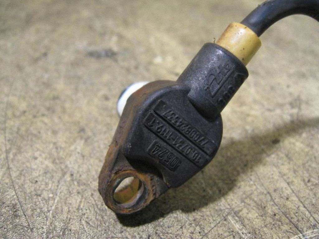 Tagumine piduri ABS-andur 7700824337