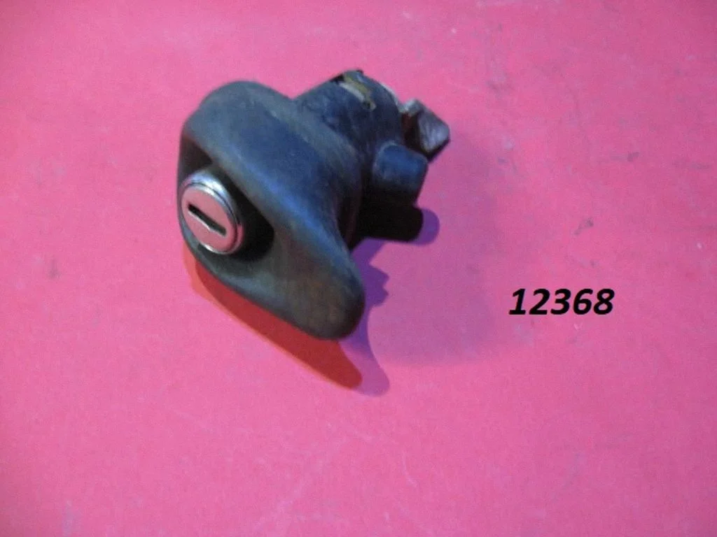Tailgate exterior lock 12368