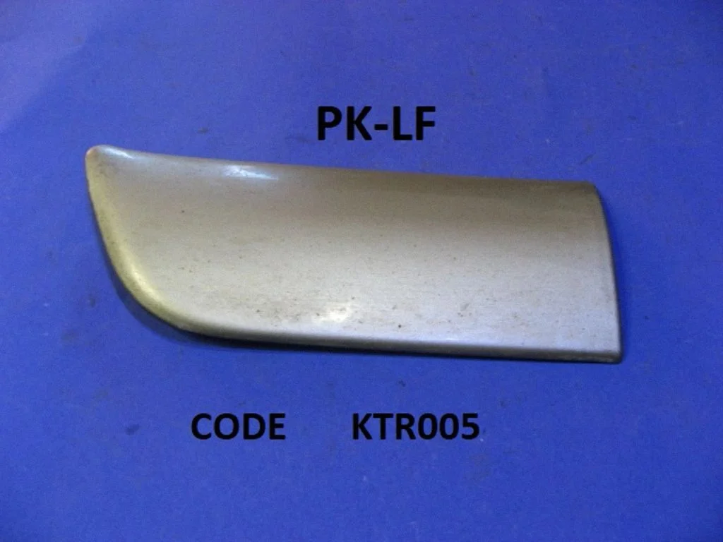 Fender trim (molding) – Volvo S70 V70 V70 XC (1997-2000)