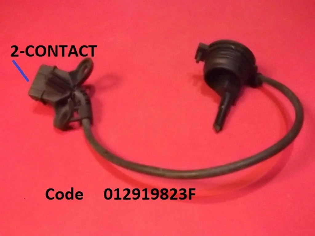 Atpakaļgaitas slēdzis (sensors) 012919823F