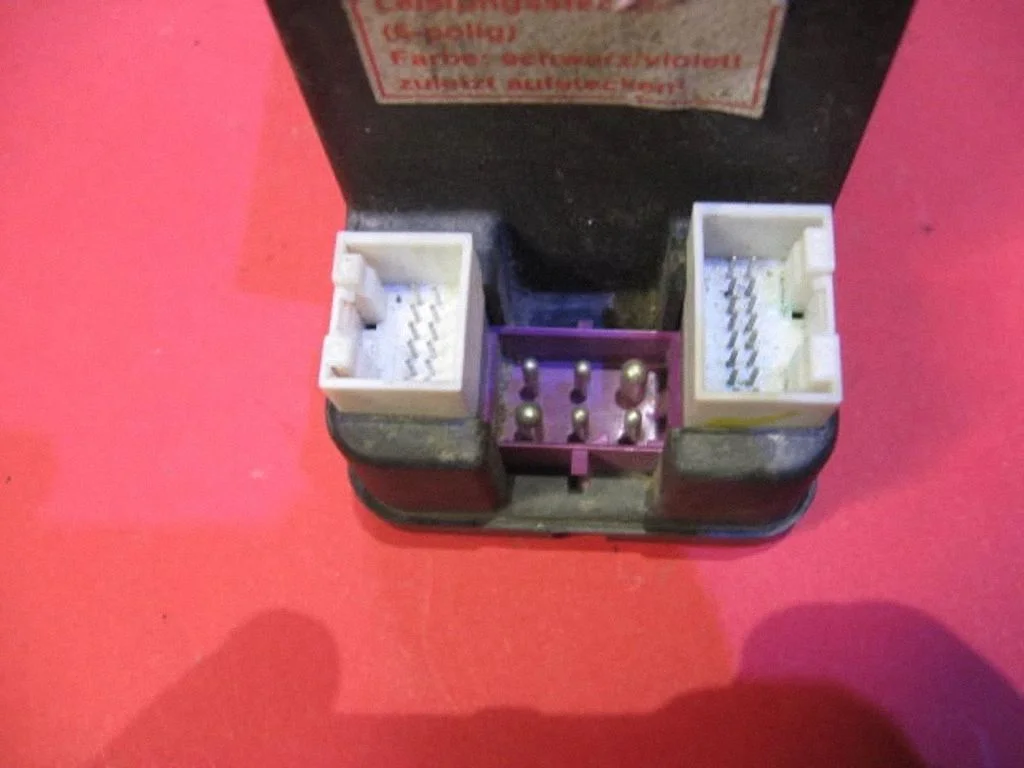 Central locking vacuum pump 4A0862257J