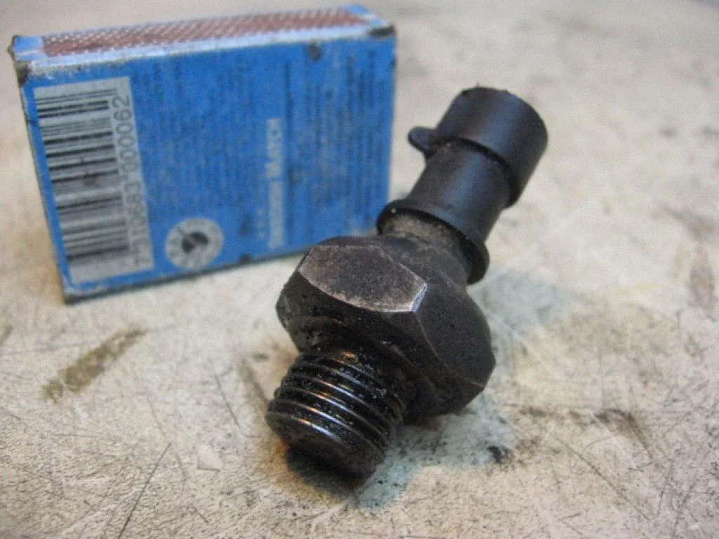 Oil pressure sensor – left