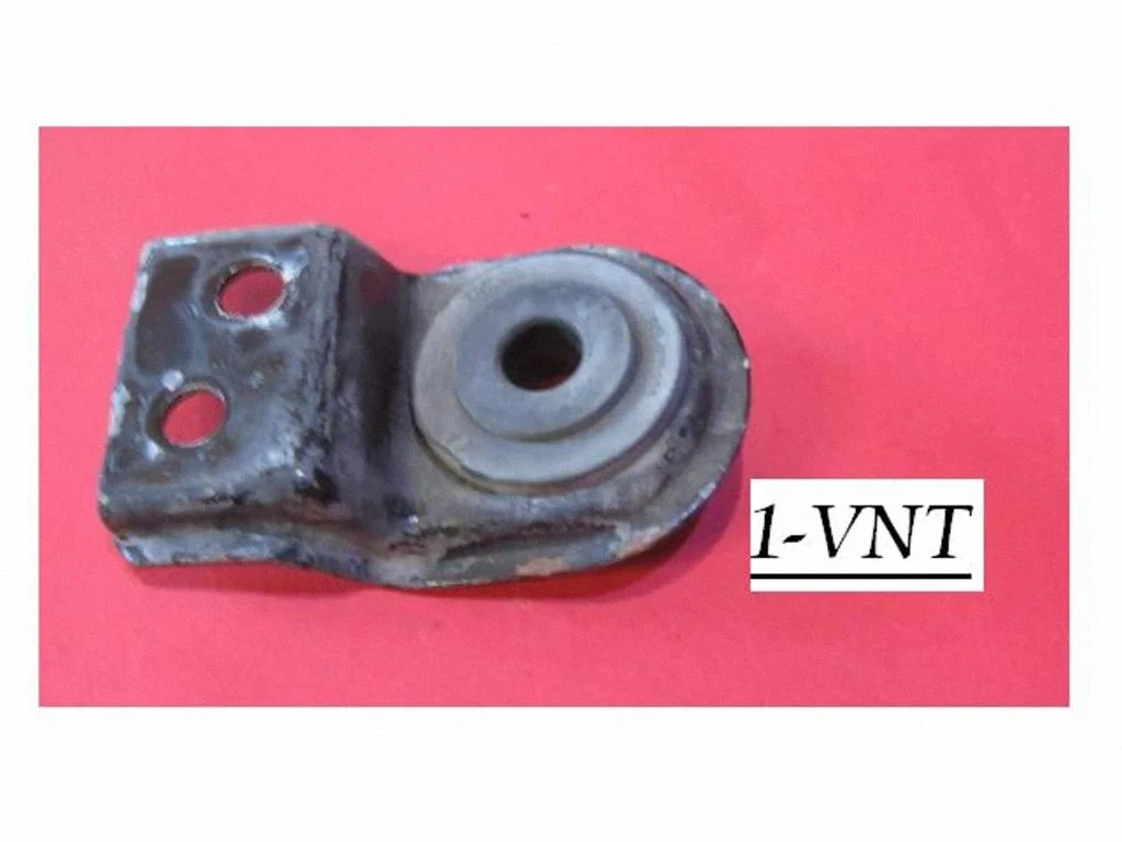 Radiaatori kinnitusklamber – Volvo S40, V40 (1995-2004)