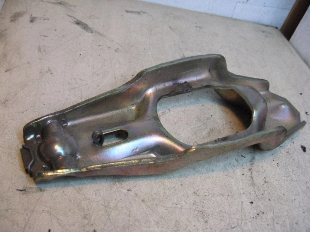 Clutch release arm fork 012141719A012141719B
