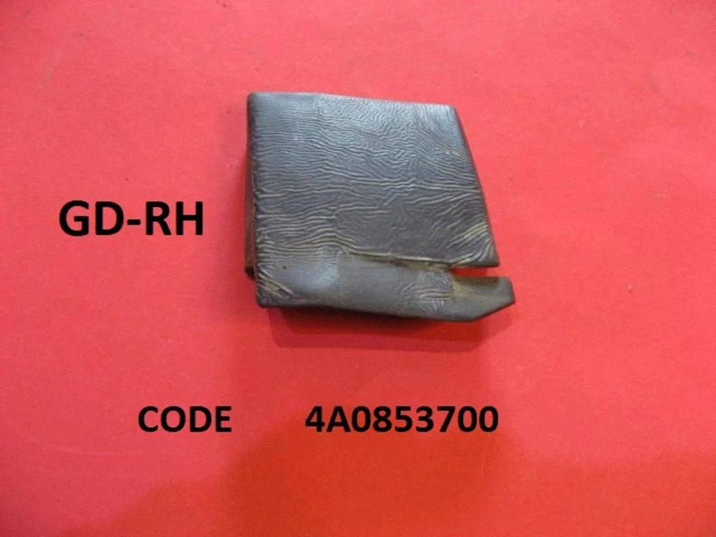 Moldings uz aizmugurējā spārna – Audi A6 S6 C4 4A (1994-1997)
