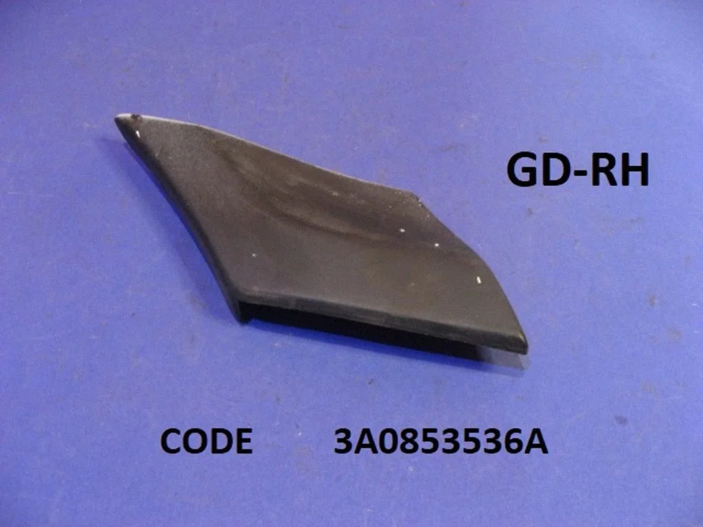 Rear fender molding trim – Volkswagen Passat B4 (1994-1996)