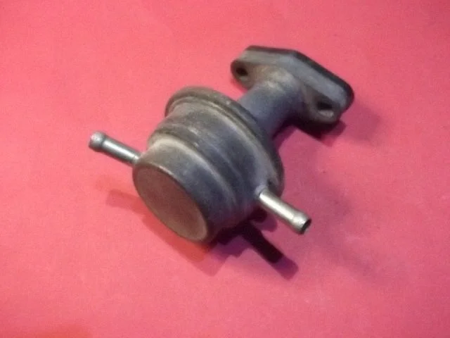 Mechaninė degalų pompa