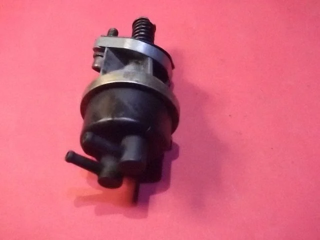 Mechaninė degalų pompa