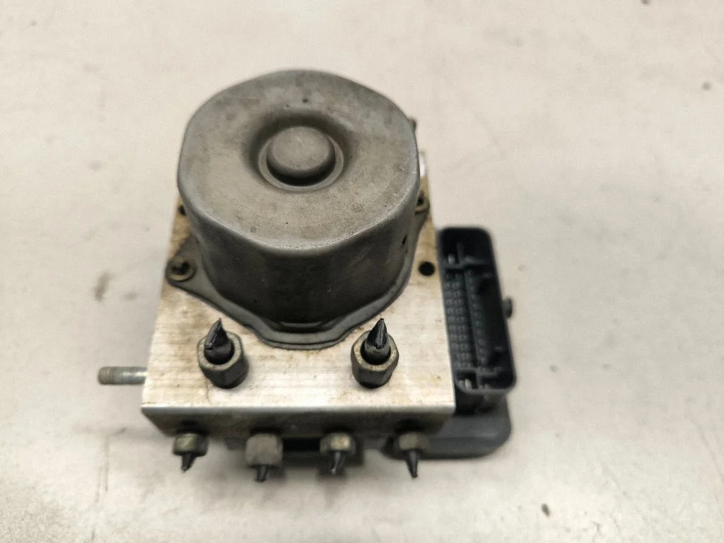 Pompa ABS – Nissan X-Trail T32 (2014-2021)