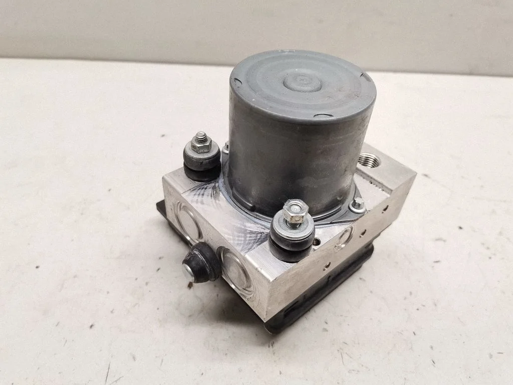 ABS-plokk DH222C405AC