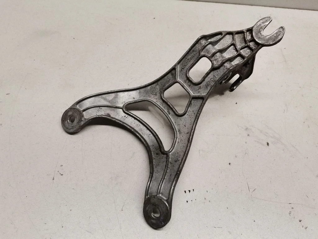 ABS pump bracket – Opel Insignia A (2008-2017)