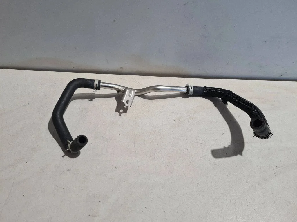 Brake vacuum hose/pipe