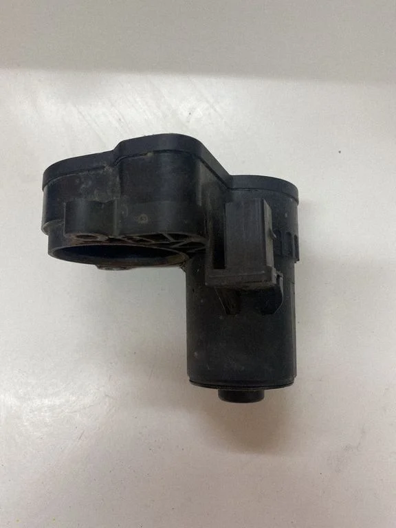 Master brake cylinder – Land Rover Discovery Sport (2014-)