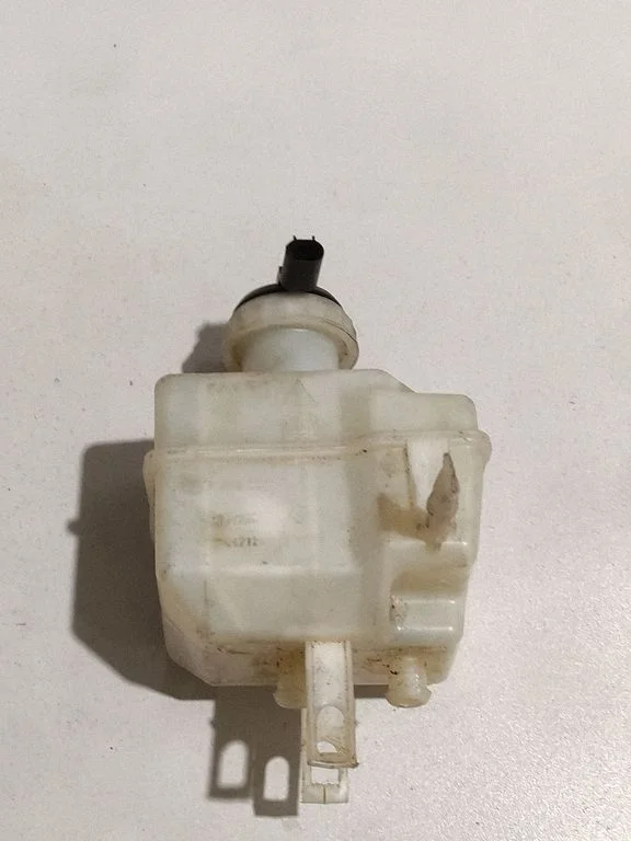 Pidurivedeliku paisupaak 74471269C