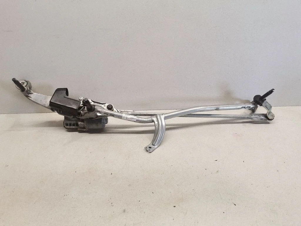 Front wiper linkage and motor – Mercedes-Benz GLC-Class C253 (2016-)