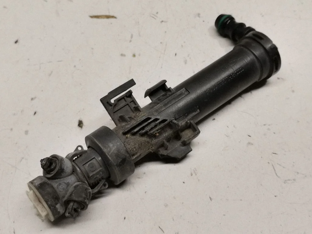 Headlight washer spray nozzle 8R0955101A
