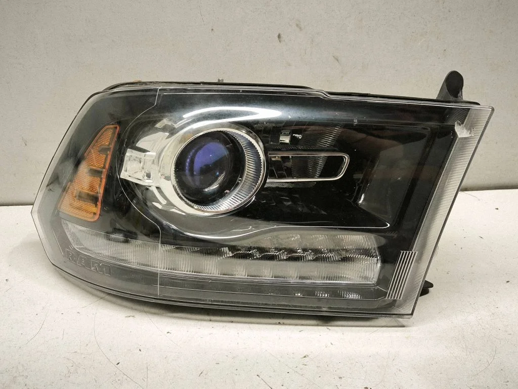 Headlight/headlamp 50693B – Dodge RAM 1500 DS (2009-)