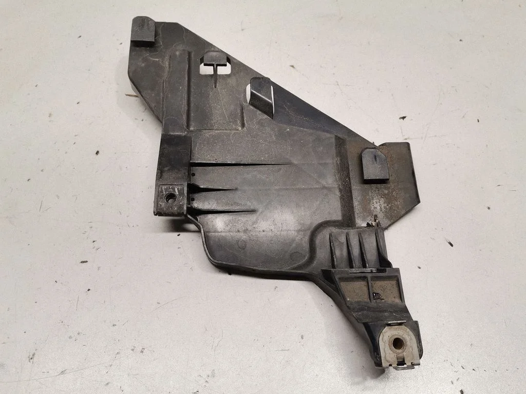 Headlight/headlamp mounting bracket 8R0941454A