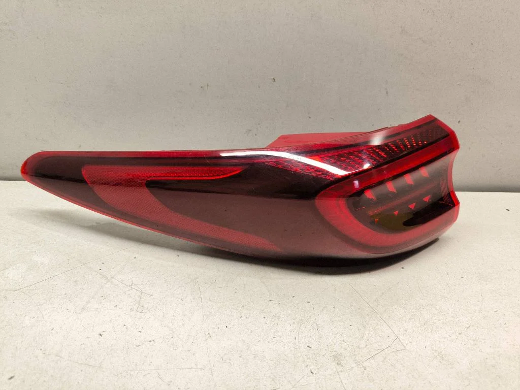 Rear/tail lights 92401F1600